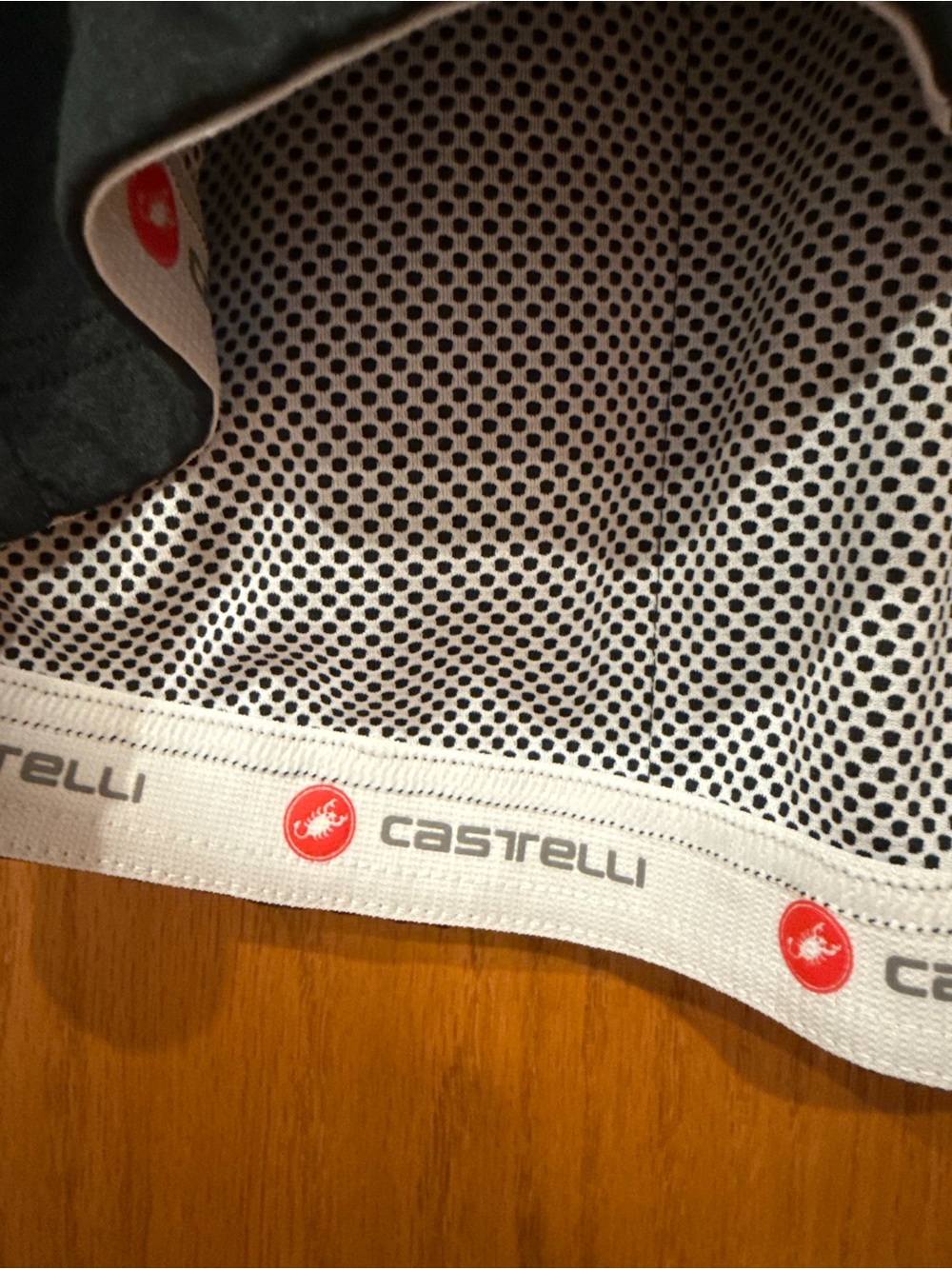 Castelli Men’s Black & Red Cycling Jersey - Like New! - Picture 2 of 5